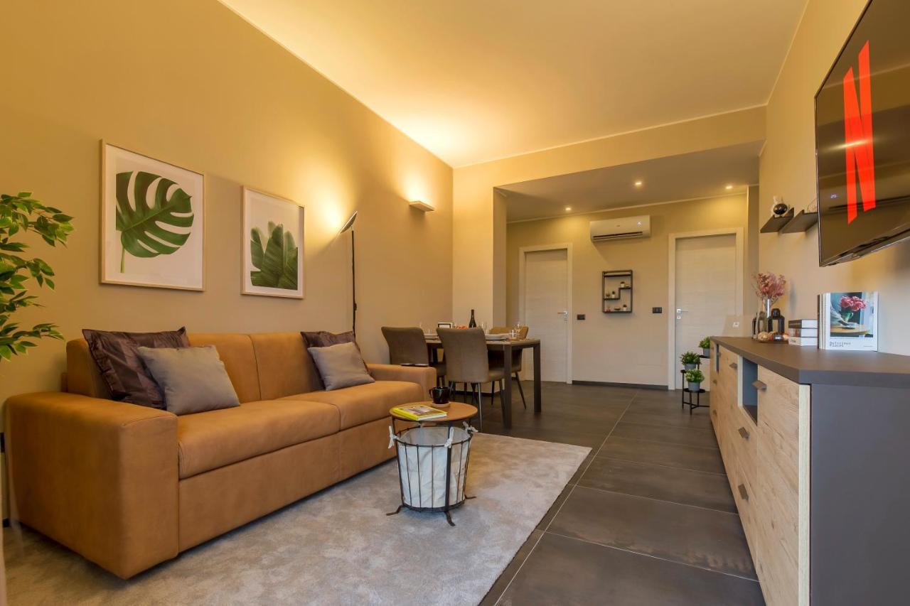 Modern & Bright 2 Bedroom Flat 50M From M4 Stop Mailand Exterior foto
