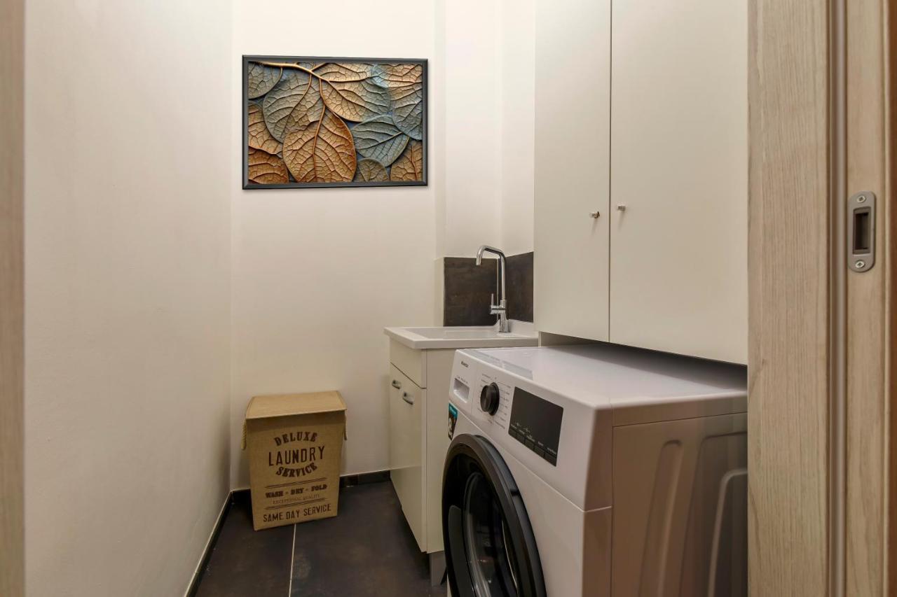 Modern & Bright 2 Bedroom Flat 50M From M4 Stop Mailand Exterior foto
